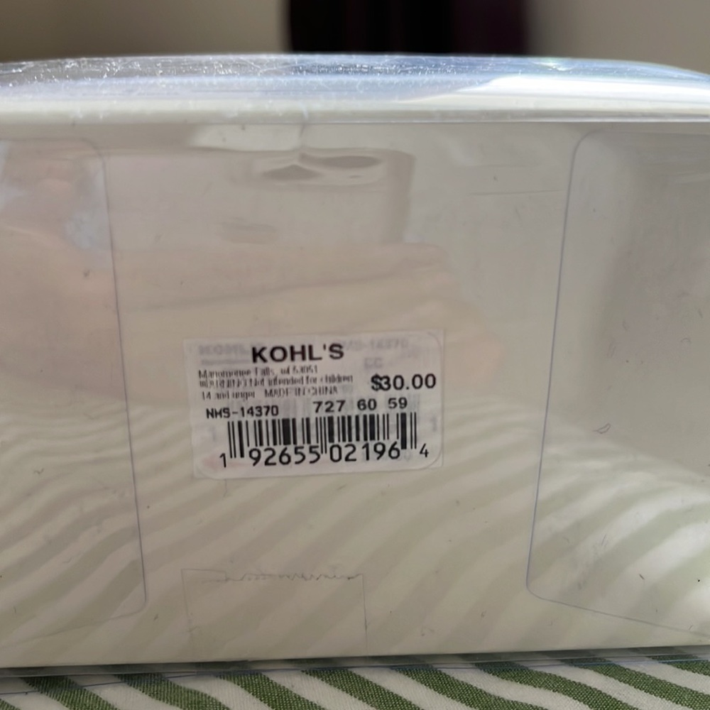 Bride Essentials Kit - Picture 3 of 3